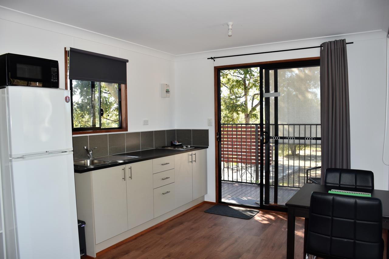 Mt Larcom Tourist Park Hotel Mount Larcom Luaran gambar