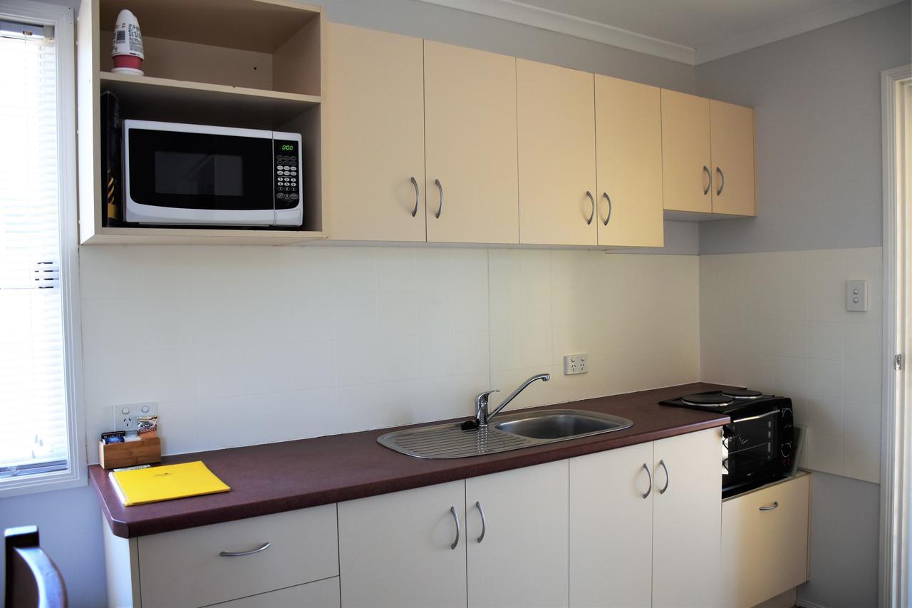 Mt Larcom Tourist Park Hotel Mount Larcom Luaran gambar