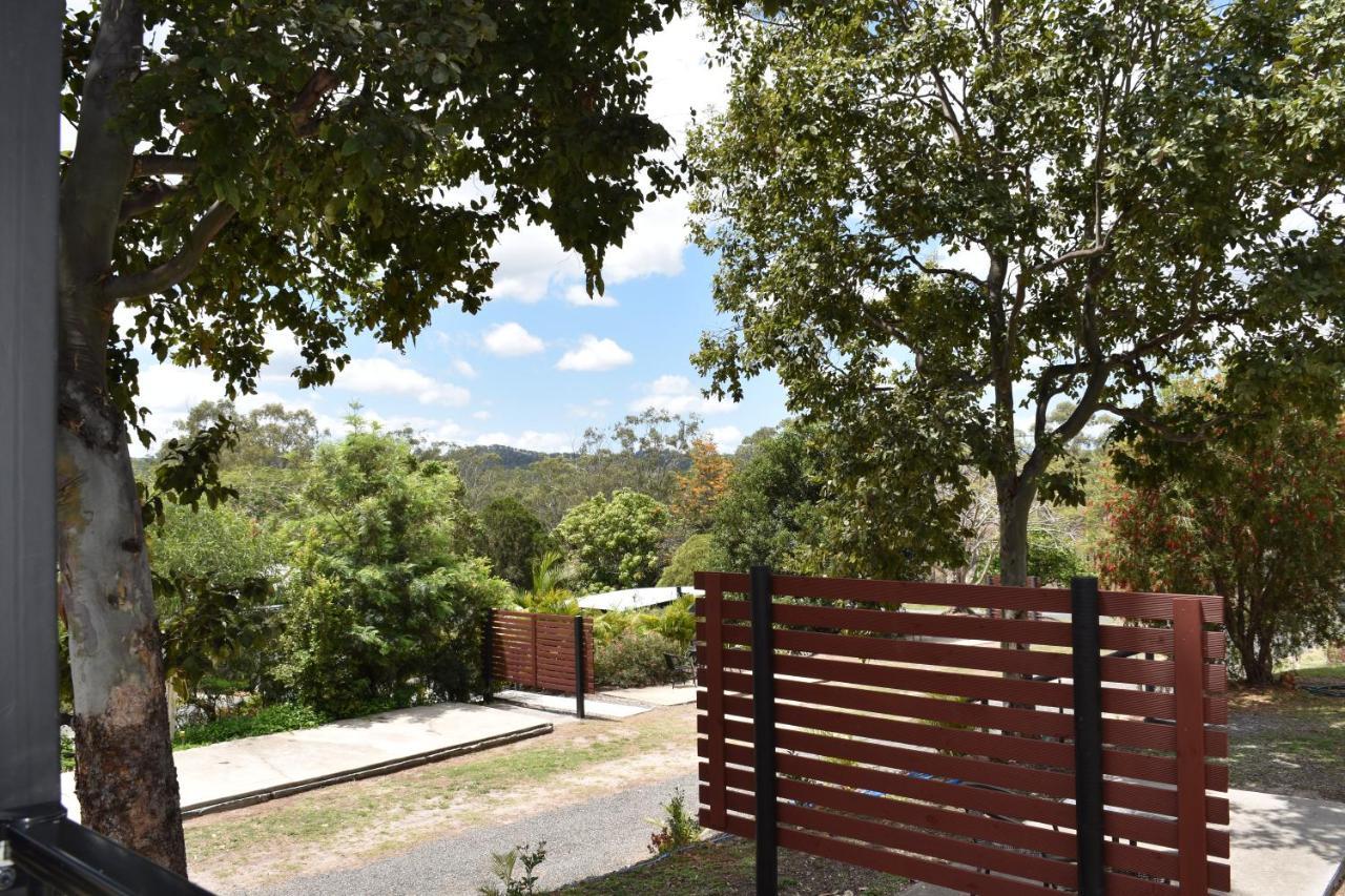 Mt Larcom Tourist Park Hotel Mount Larcom Luaran gambar